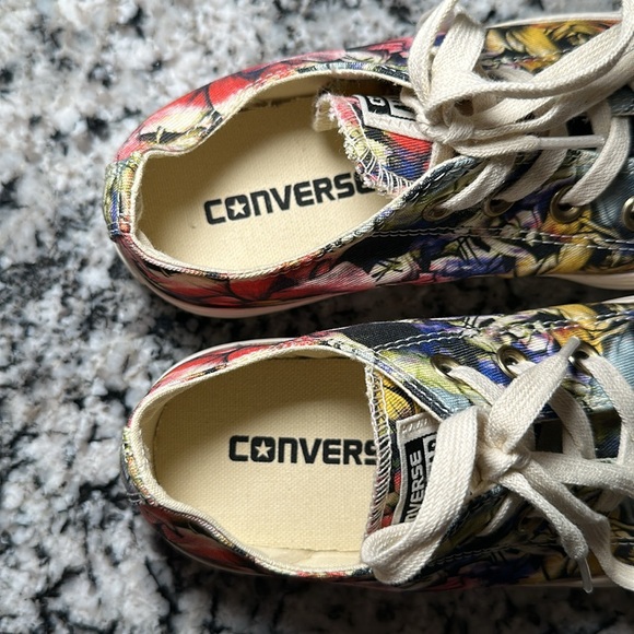 Converse Chuck Taylor All Stars Floral Low Top Sneakers - 6 - Picture 6 of 8